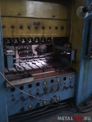Автомат листоштамповочный многопозиционный А6126В